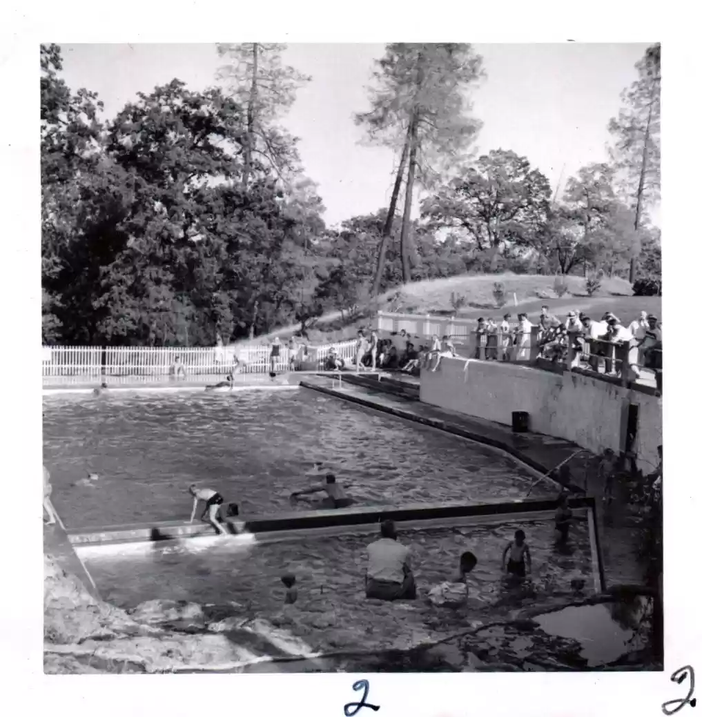 Swimming Pool Sunday Oct. 5th 1952 (2)